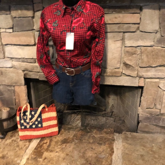 Button down - Picture 2 of 6